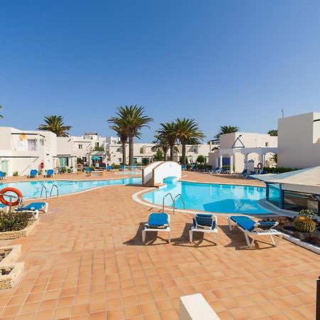 Homeforguest Moderno Apartamento Con Piscina En Corralejo Exterior photo