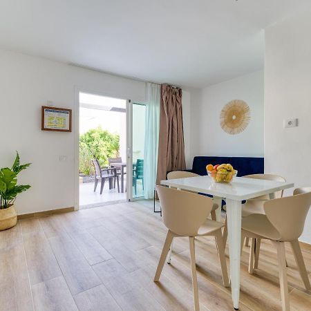 Homeforguest Moderno Apartamento Con Piscina En Corralejo Exterior photo