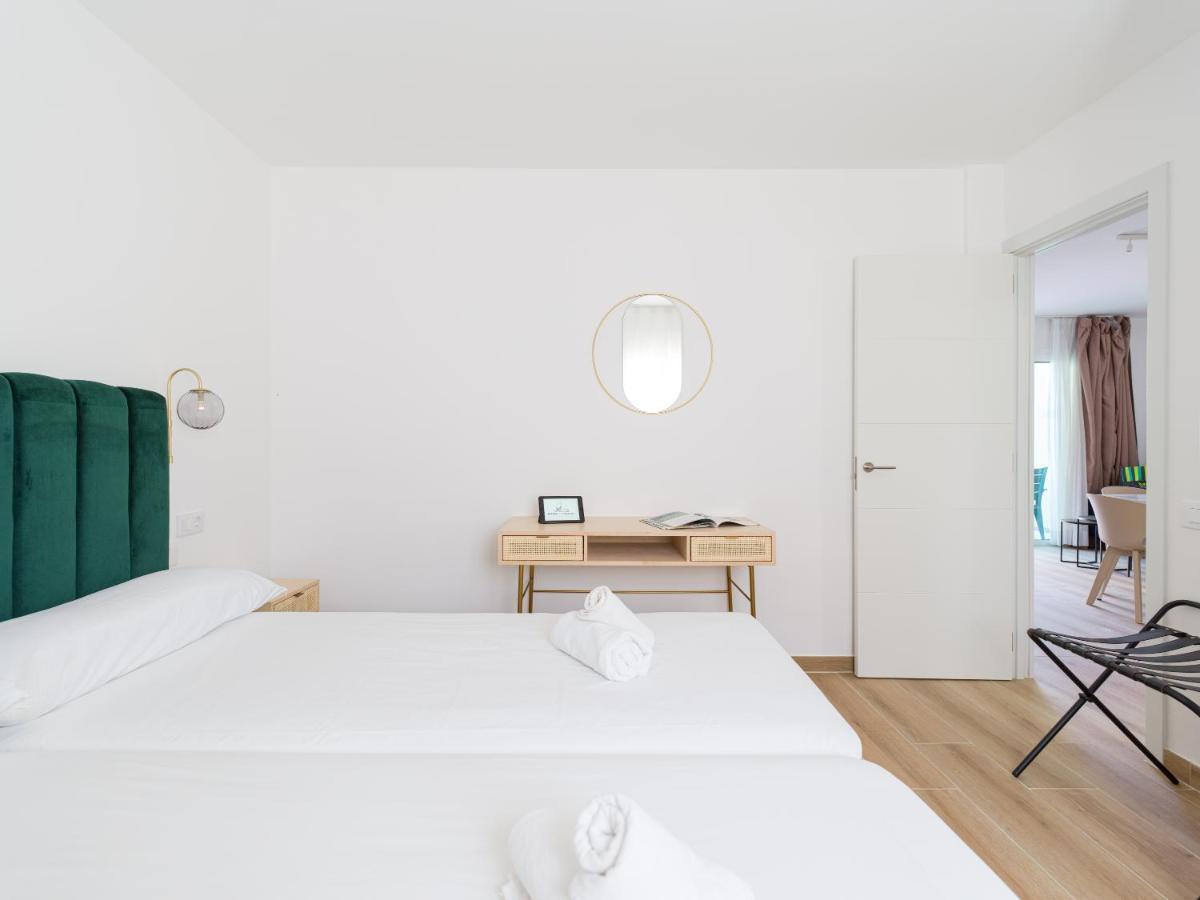 Homeforguest Moderno Apartamento Con Piscina En Corralejo Exterior photo