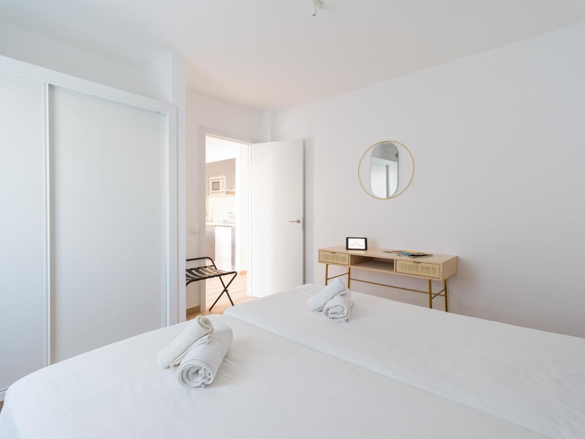 Homeforguest Moderno Apartamento Con Piscina En Corralejo Exterior photo