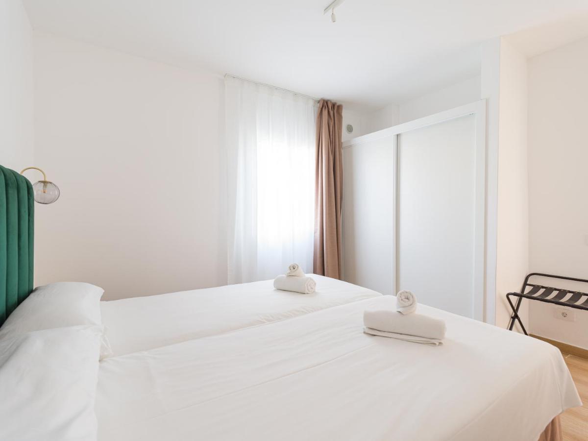 Homeforguest Moderno Apartamento Con Piscina En Corralejo Exterior photo